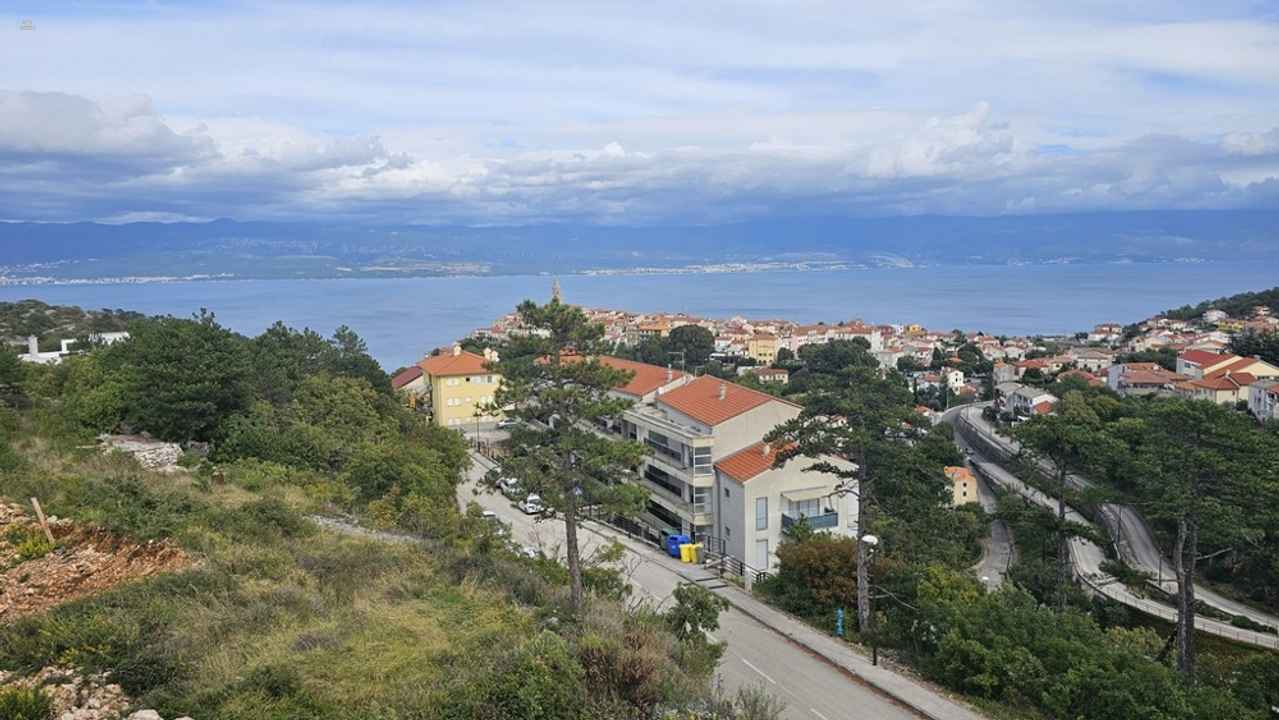 Attraktives Neubau-Appartement  im 1. OG + kleinere Ferienwohnung mit Garten im Erdgeschoss