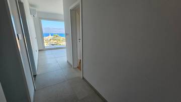 Thumbnail von Attraktives Neubau-Appartement  im 1. OG + kleinere Ferienwohnung mit Garten im Erdgeschoss