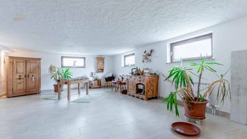 Thumbnail von Einfamilienhaus mit Freizeitwohnsitz in sonniger Ruhelage