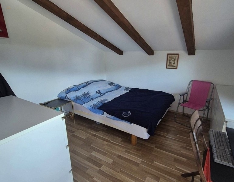 Thumbnail von Steinhaus im Stadtzentrum