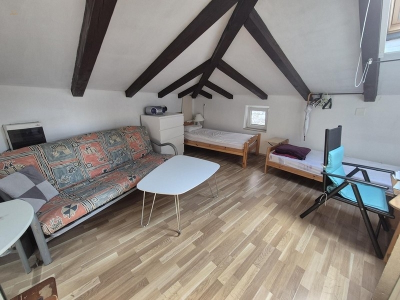 Thumbnail von Steinhaus im Stadtzentrum