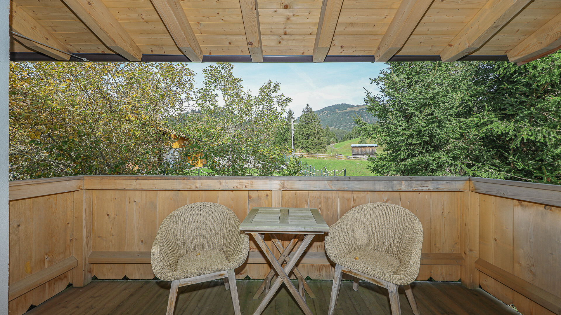 Thumbnail von Luxus-Penthouse mit Freizeitwohnsitz und unverbaubarem Panoramablick