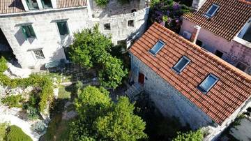 Thumbnail von Steinhaus mit schönem Meerblick