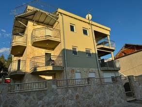 Thumbnail von Appartementhaus mit schönem Meerblick