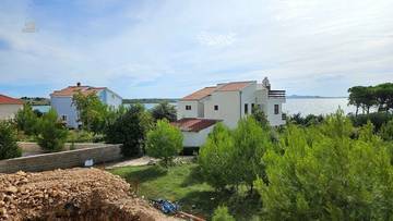 Thumbnail von Moderne Appartements im Erdgeschoss mit Garten