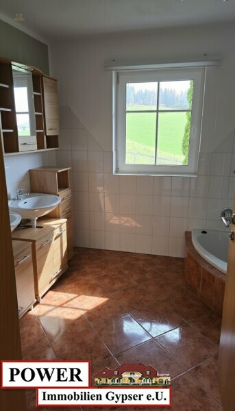 Thumbnail von Wohnhaus für Ruhe und Entspannung !!