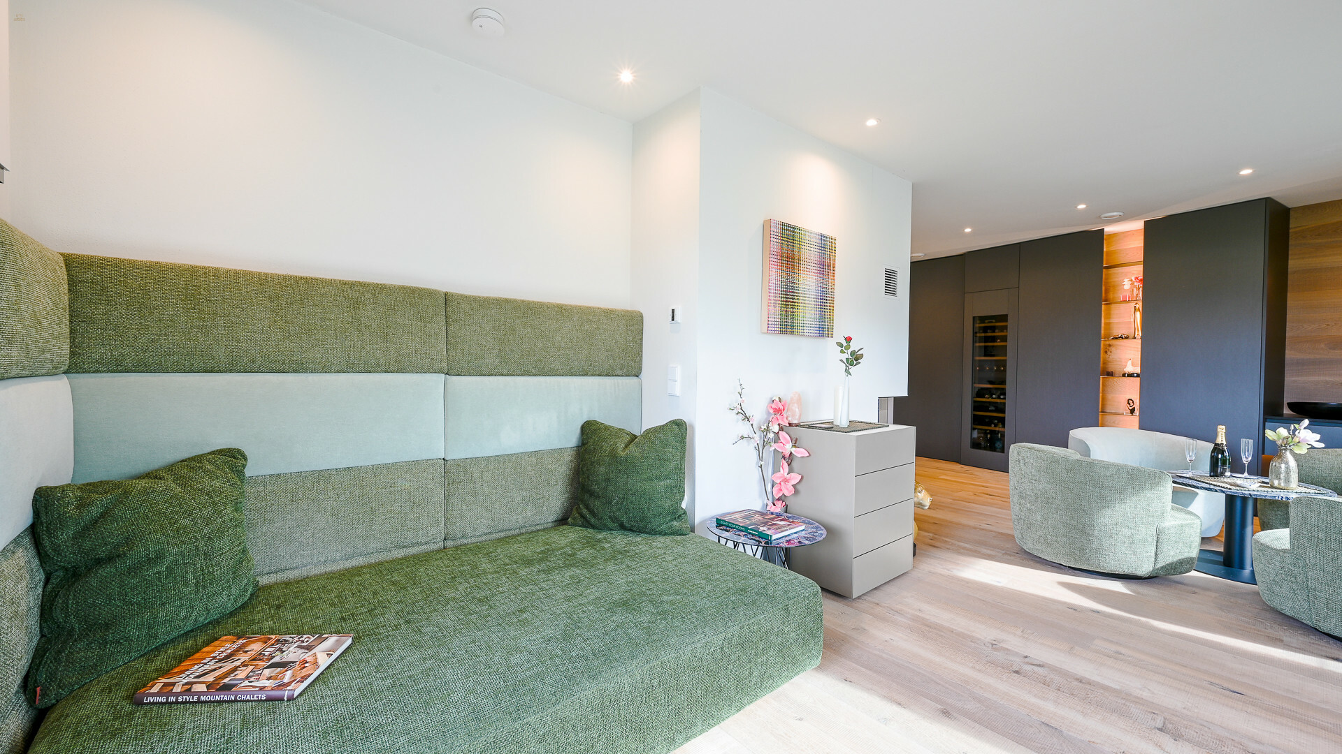 Thumbnail von Luxus-Garten-Maisonette & Wellnessbereich mit Pool