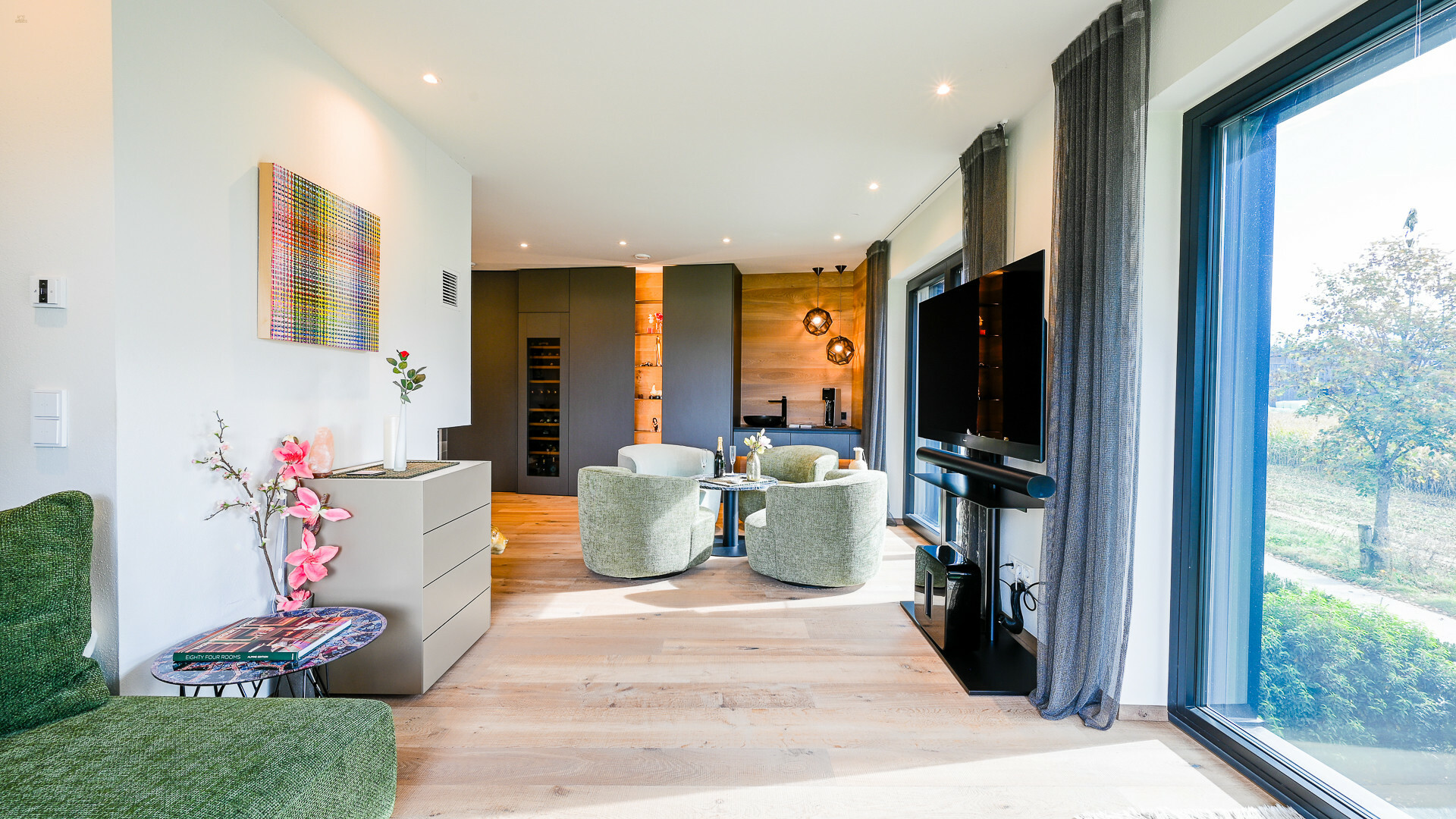 Thumbnail von Luxus-Garten-Maisonette & Wellnessbereich mit Pool