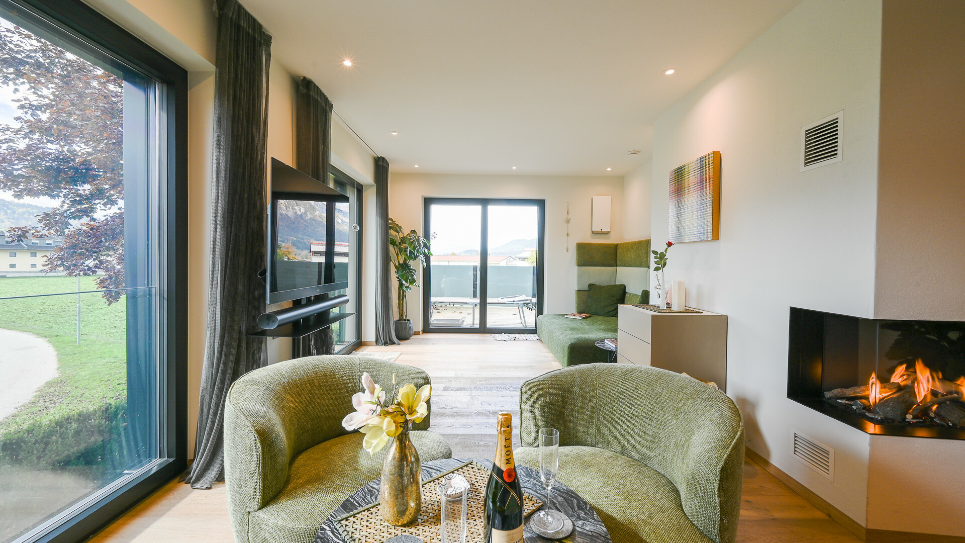 Thumbnail von Luxus-Garten-Maisonette & Wellnessbereich mit Pool