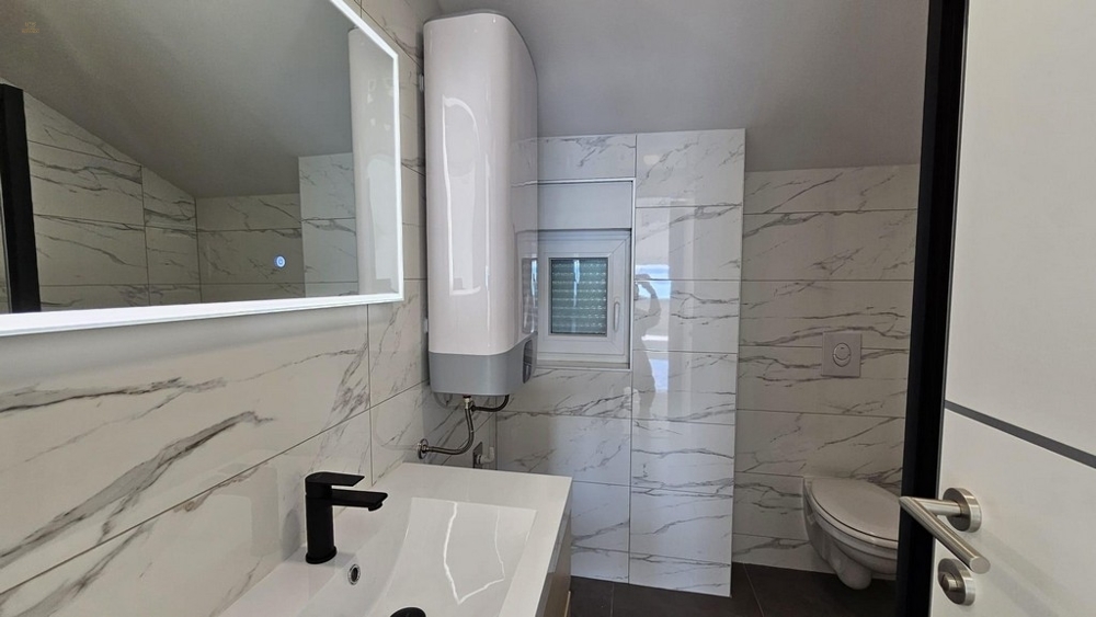 Thumbnail von Moderne Maisonettewohnungen mit schönem Meerblick