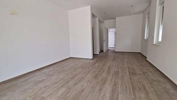 Thumbnail von Moderne Doppelhaushälften mit Pool und Meerblick