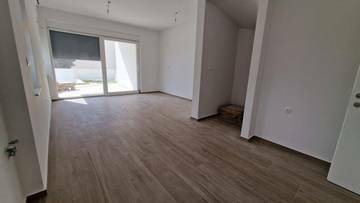 Thumbnail von Moderne Doppelhaushälften mit Pool und Meerblick