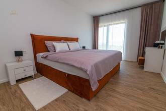 Thumbnail von Moderne Villa mit Pool und Meerblick