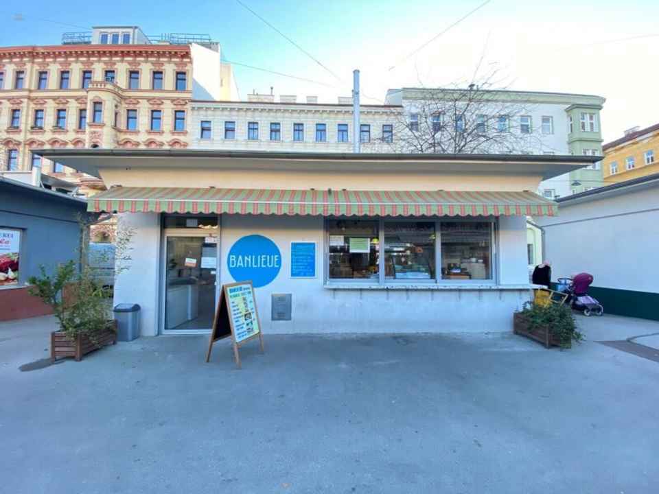 Modernisierter Marktstand Nahe Augarten