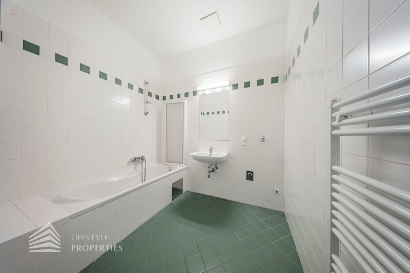 Thumbnail von Helle 2-Zimmer Wohnung, Nähe Landstraße Hauptstraße