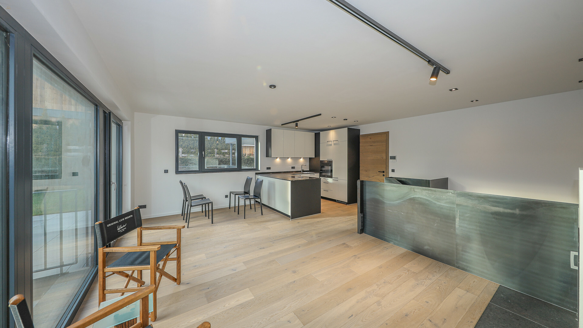 Thumbnail von Exklusiver Neubau mit 4 Wohnungen in sonniger Toplage