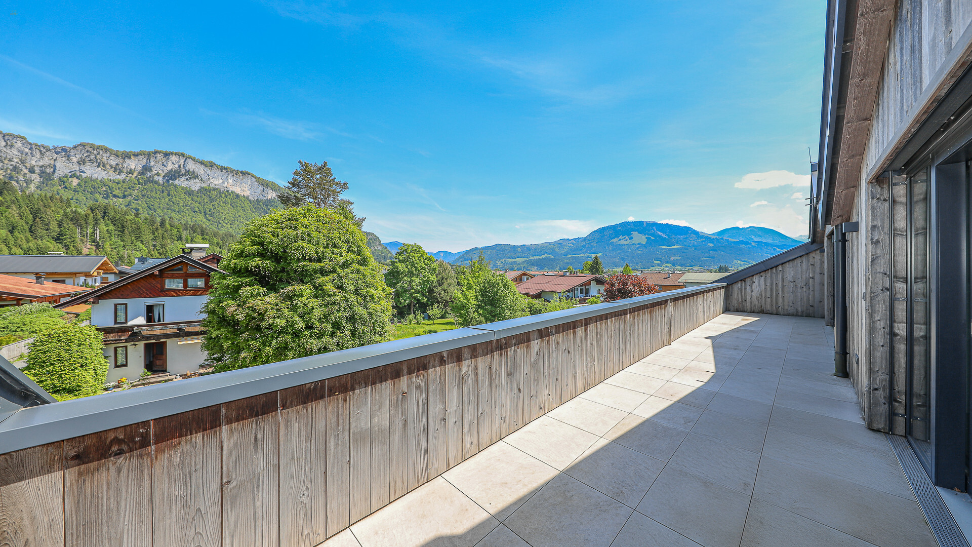 Thumbnail von Exklusiver Neubau mit 4 Wohnungen in sonniger Toplage