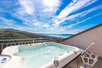 Thumbnail von Moderne Maisonettewohnung mit Dachterrasse und Jacuzzi
