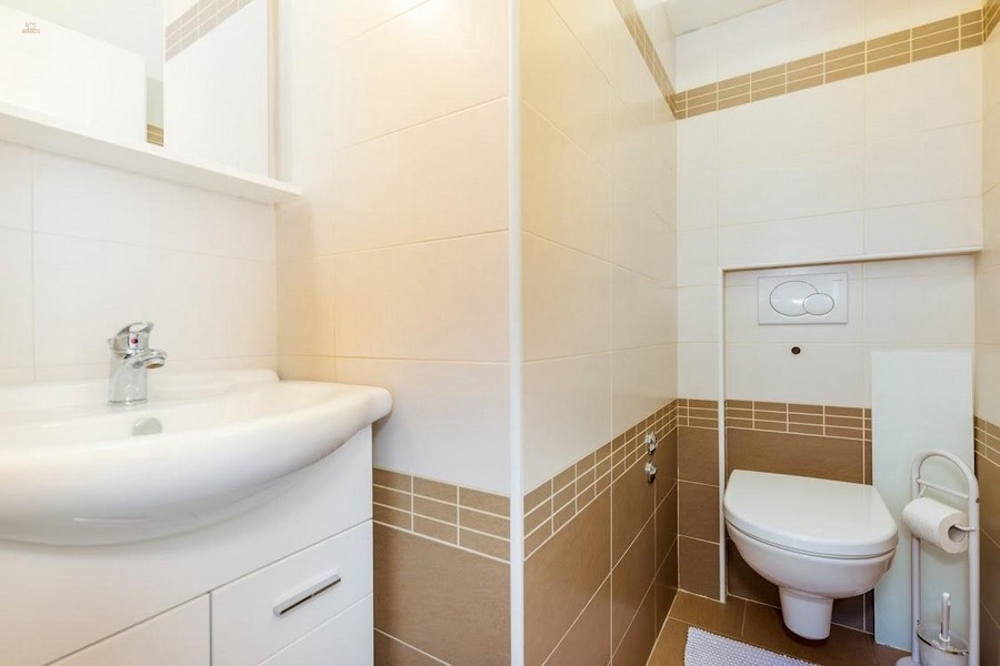 Thumbnail von Moderne Maisonettewohnung mit Dachterrasse und Jacuzzi