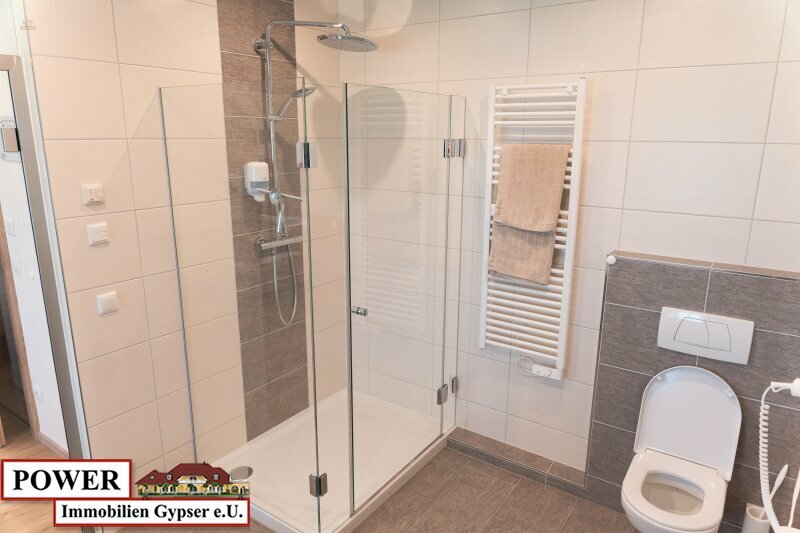 Thumbnail von Vielseitige Nutzungsmöglichkeiten: Dieses Objekt eignet sich ideal für verschiedene Zwecke !!