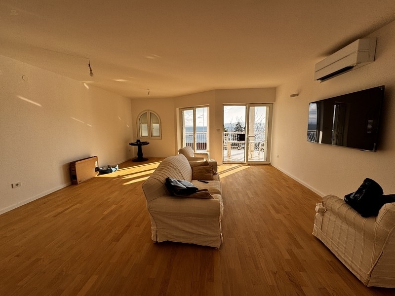 Thumbnail von Geräumige Wohnung mit schönem Meerblick