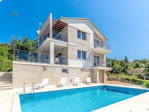 Thumbnail von Villa mit Pool und schönem Meerblick