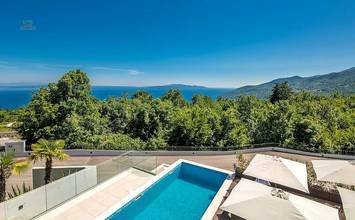 Thumbnail von Moderne Doppelhaushälfte mit Pool und Meerblick, Region Opatija