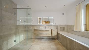 Thumbnail von Großzügiger Neubau mit Panoramablick am Fuße des Wilden Kaisers