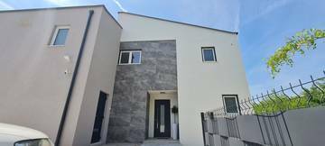 Thumbnail von Moderne Villa in ruhiger Umgebung mit Pool, Insel Krk