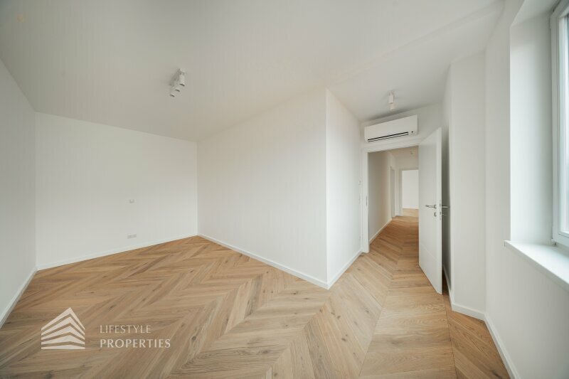 Thumbnail von Elegante 4-Zimmer Wohnung mit Terrasse, Erstbezug!