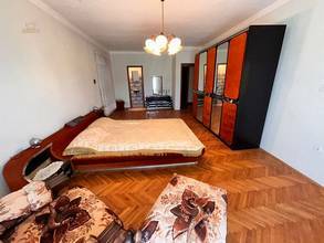 Thumbnail von Haus mit großem Garten nahe dem Meer