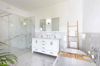 Thumbnail von Villa di lusso mediterranea con vista panoramica sul mare e piscina a sfioro