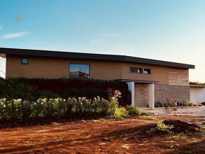 Thumbnail von Villa di lusso moderna con piscina