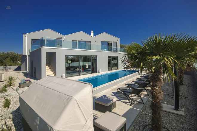 Moderne Villa mit Swimmingpool, Region Porec