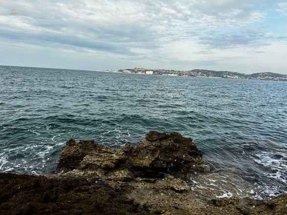 Villa in traumhafter Lage direkt am Meer