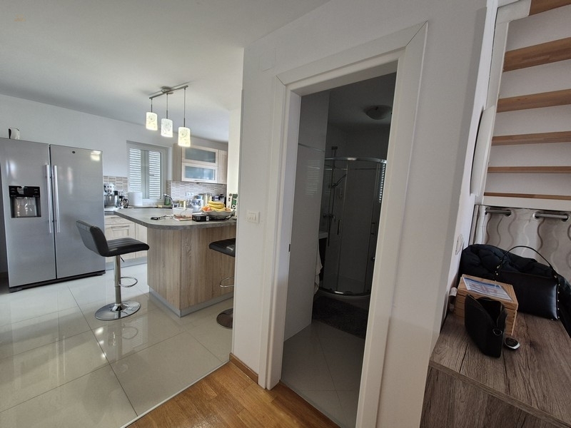 Thumbnail von Maisonettewohnung mit Blick auf das Meer