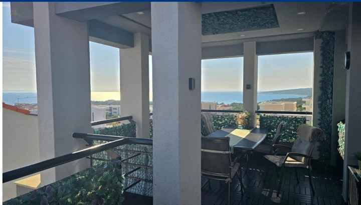 Appartement mit schönem Meerblick