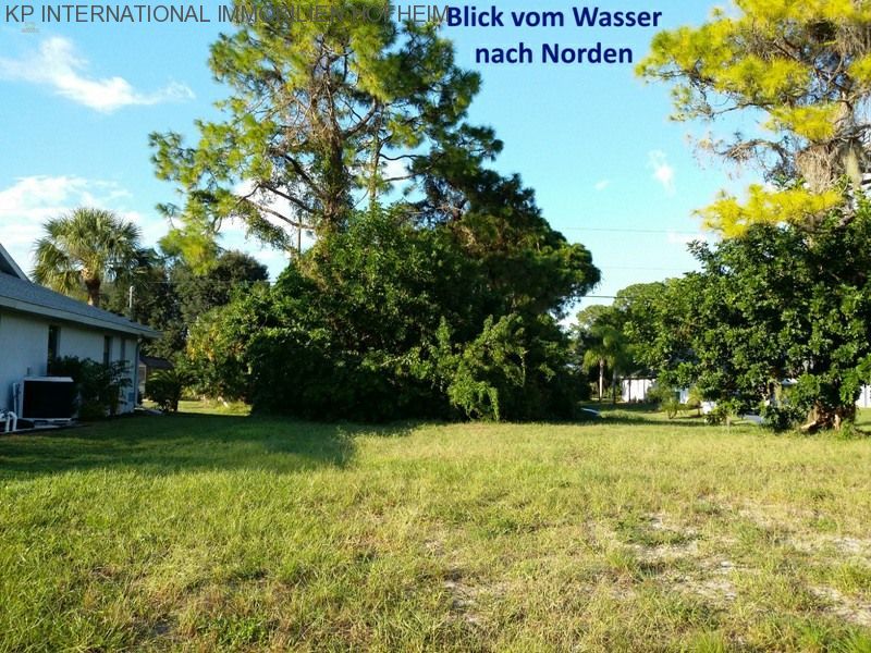 Thumbnail von ***Baugrundstück in TOPLAGE - direkt am Motorboot-Kanal***