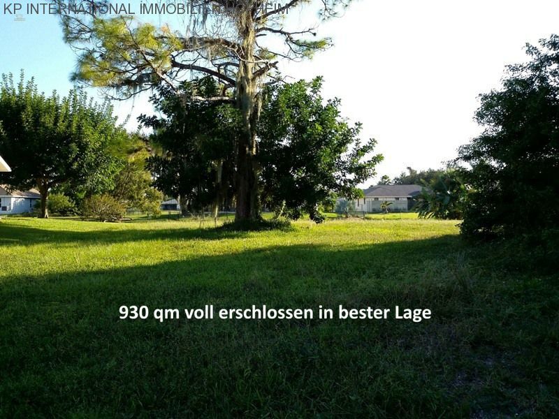 Thumbnail von ***Baugrundstück in TOPLAGE - direkt am Motorboot-Kanal***