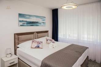 Thumbnail von Вилла с бассейном, террасой на крыше и видом на море