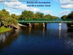 Thumbnail von ***Excelente terreno para construir directamente en el canal Cocoplum en Florida***