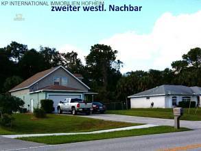 Thumbnail von ***Excelente terreno para construir directamente en el canal Cocoplum en Florida***