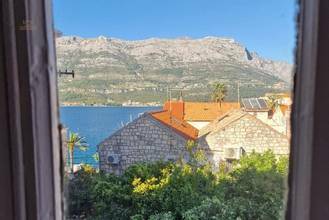 Thumbnail von Traditionelles Steinhaus mit schönem Blick