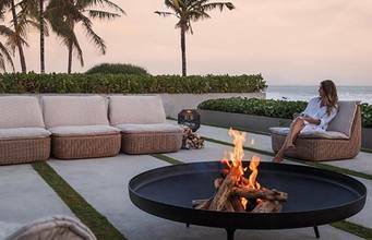 Thumbnail von Luxe villa met prachtig uitzicht op zee