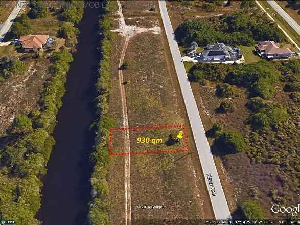 ***Schönes 930m² großes Baugrundstück am Frischwasser-Kanal***