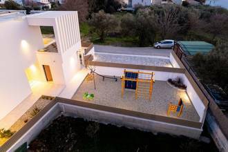 Thumbnail von Traumhafte Villa mit Swimmingpool in ruhiger Lage