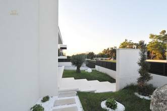 Thumbnail von Moderne Villa mit Swimmingpool