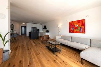 Thumbnail von Moderne Doppelhaushälfte mit Pool und Meerblick