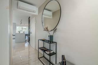 Thumbnail von Luxuriöse Wohnung mit Garten und Swimmingpool