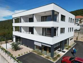 Thumbnail von Moderne Maisonettewohnung mit Panorama-Meerblick